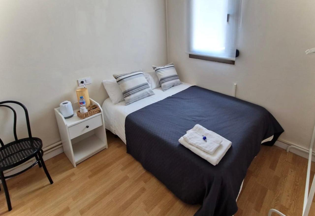 Barcelona Pr Guesthouse Эль-Прат-де-Льобрегат Номер фото