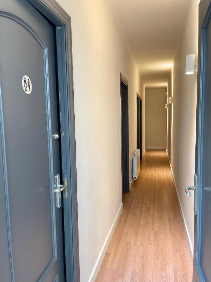 Barcelona Pr Guesthouse Эль-Прат-де-Льобрегат Экстерьер фото